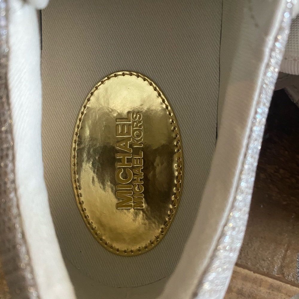 Brand New Michael Kors Sneakers Size 7 1/2 - Picture 2 of 8